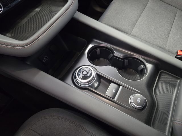 New 2026 Ford Explorer Active image 16