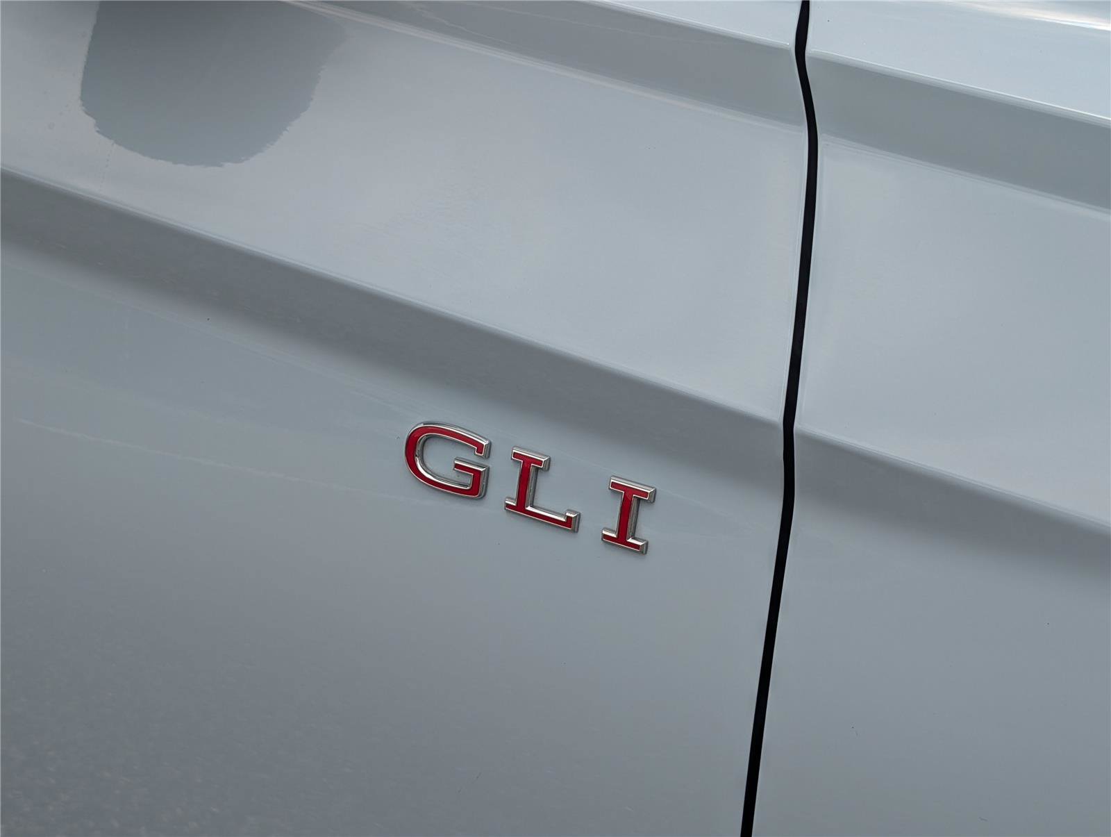 Used 2026 Volkswagen Jetta GLI Autobahn FWD image 10