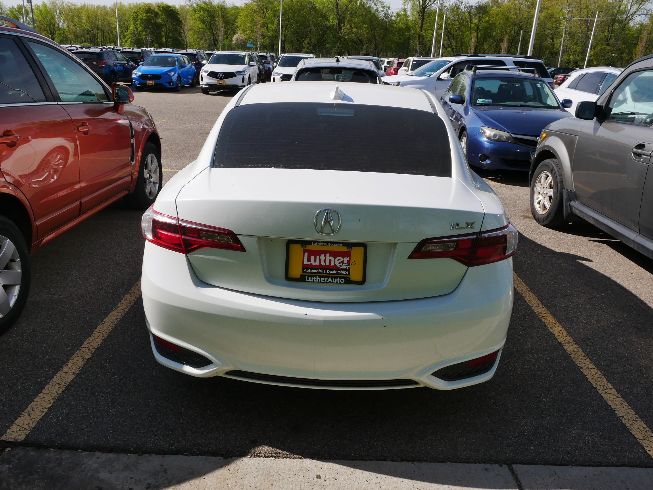 Used 2016 Acura ILX FWD image 4
