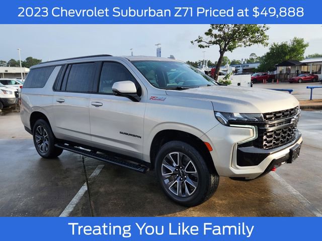 Used 2023 Chevrolet Suburban Z71 w/ Luxury Package AWD/4WD image 1