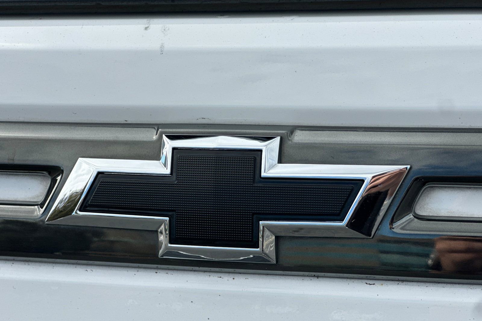 Used 2022 Chevrolet Tahoe Z71 w/ Z71 Off-Road Package AWD/4WD image 51