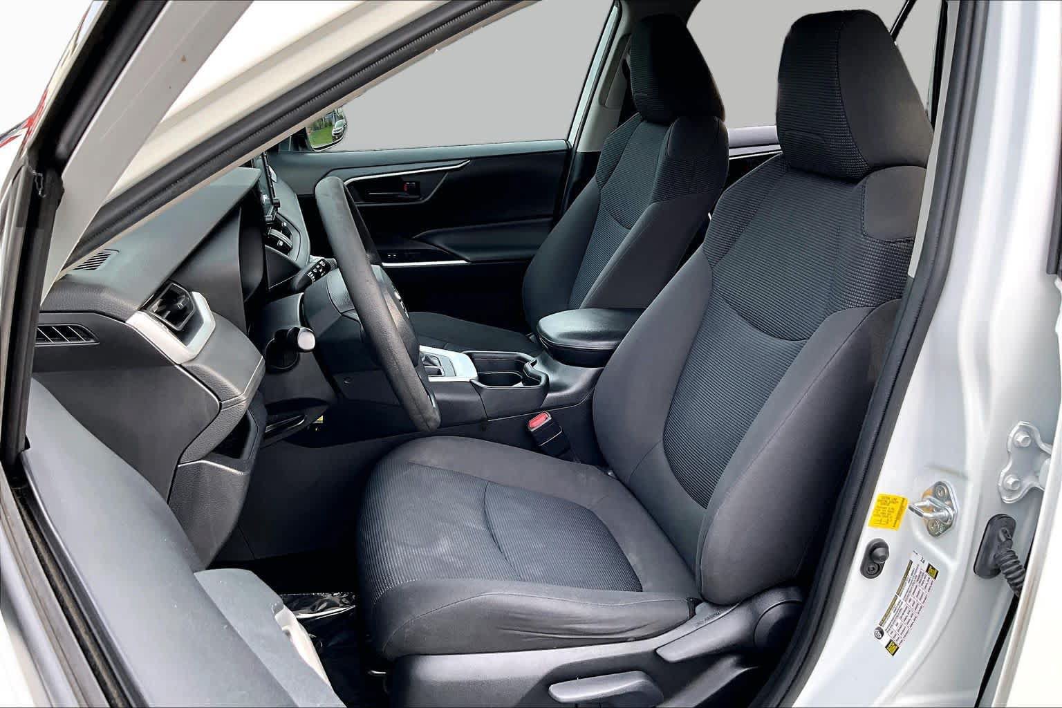 Used 2020 Toyota RAV4 LE w/ All Weather Liner Package FWD image 8