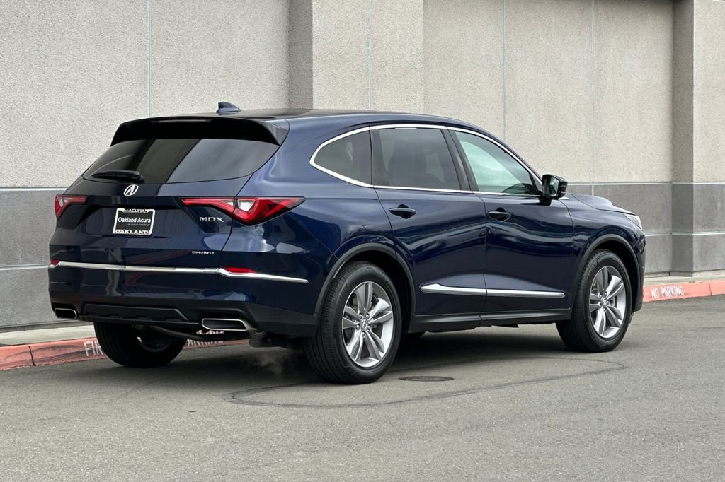 Certified 2023 Acura MDX SH-AWD image 5