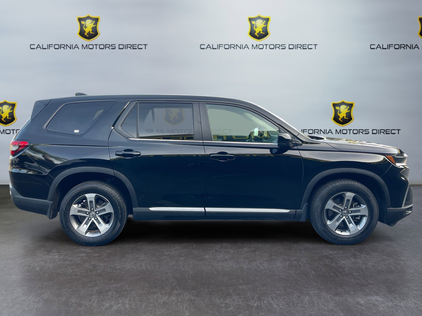 Used 2024 Honda Pilot EX-L image 6