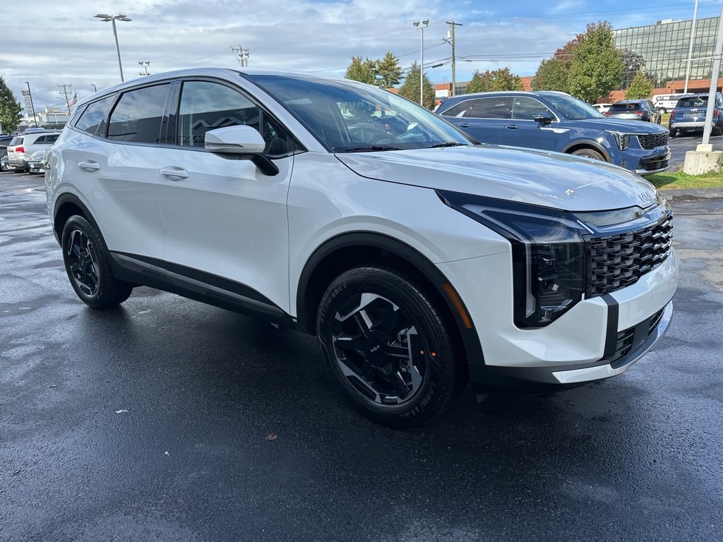 New 2026 Kia Sportage S image 4