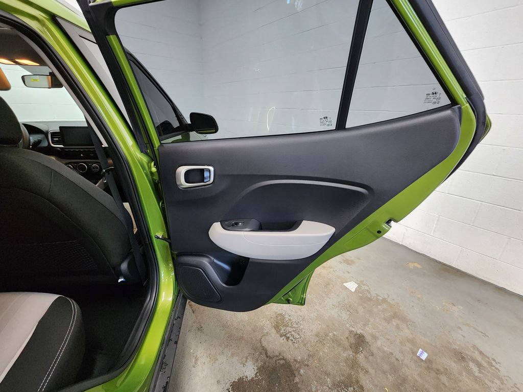 Used 2023 Hyundai Venue SEL w/ Cargo Package FWD image 28