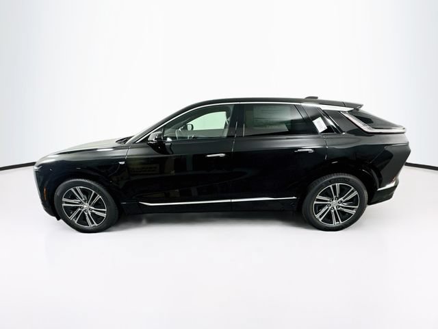 New 2027 Cadillac Lyriq Premium Luxury w/ LPO, Floor Liner Package AWD/4WD image 3