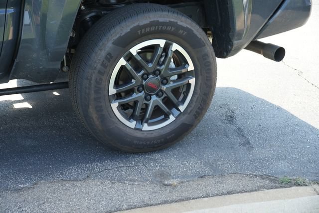 Used 2026 Toyota Tacoma TRD Sport AWD/4WD image 9