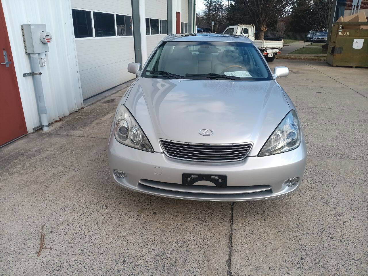 Used 2005 Lexus ES 330 image 2