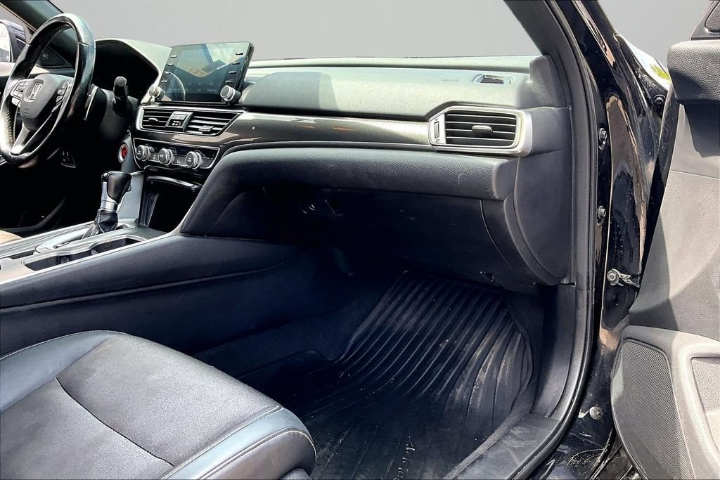 Used 2018 Honda Accord Sport image 23