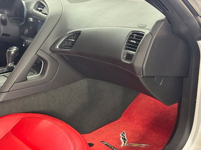 Used 2015 Chevrolet Corvette Stingray Coupe RWD image 21