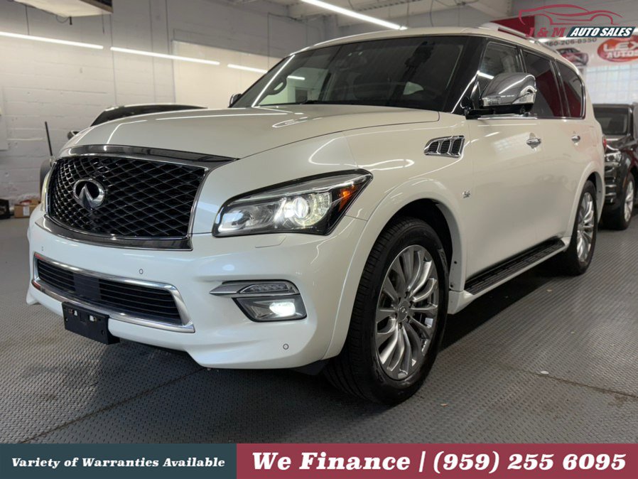 Used 2017 INFINITI QX80 4WD w/ Deluxe Technology Package image 2