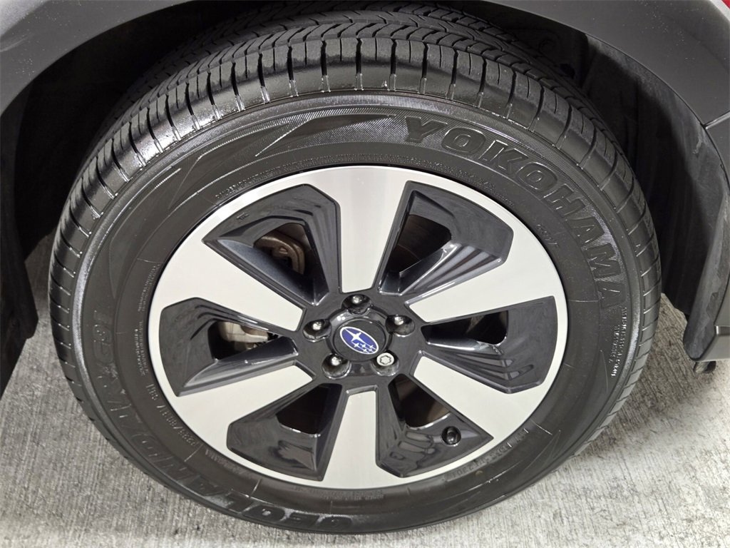 Used 2017 Subaru Forester 2.5i Premium image 9