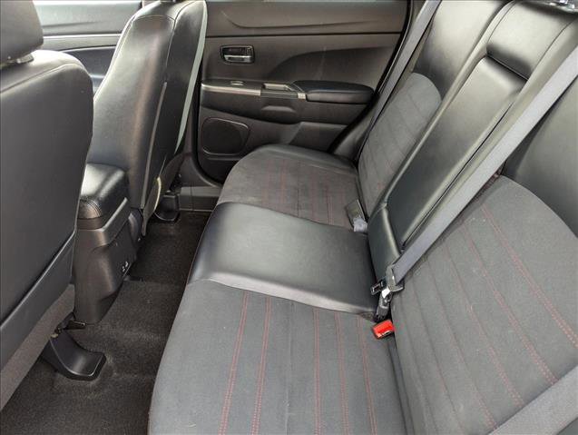 Used 2024 Mitsubishi Outlander Sport SE image 17