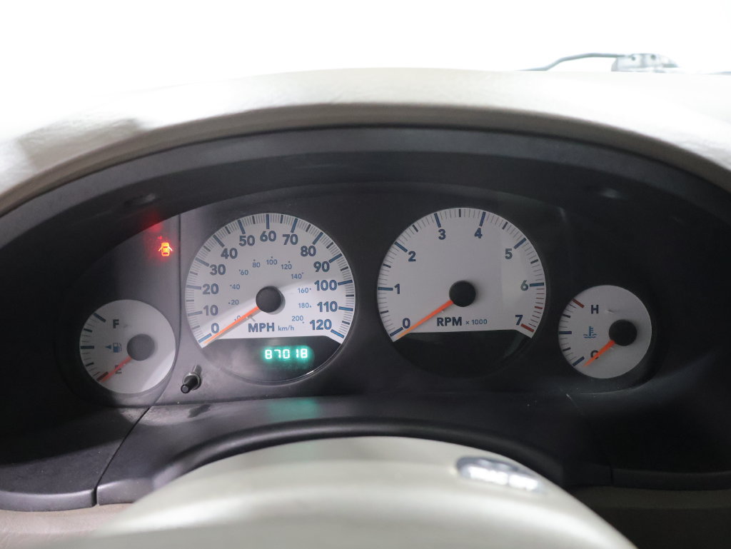 Used 2007 Dodge Grand Caravan SXT FWD image 31
