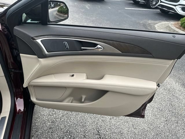 Used 2017 Lincoln MKZ Reserve FWD image 37