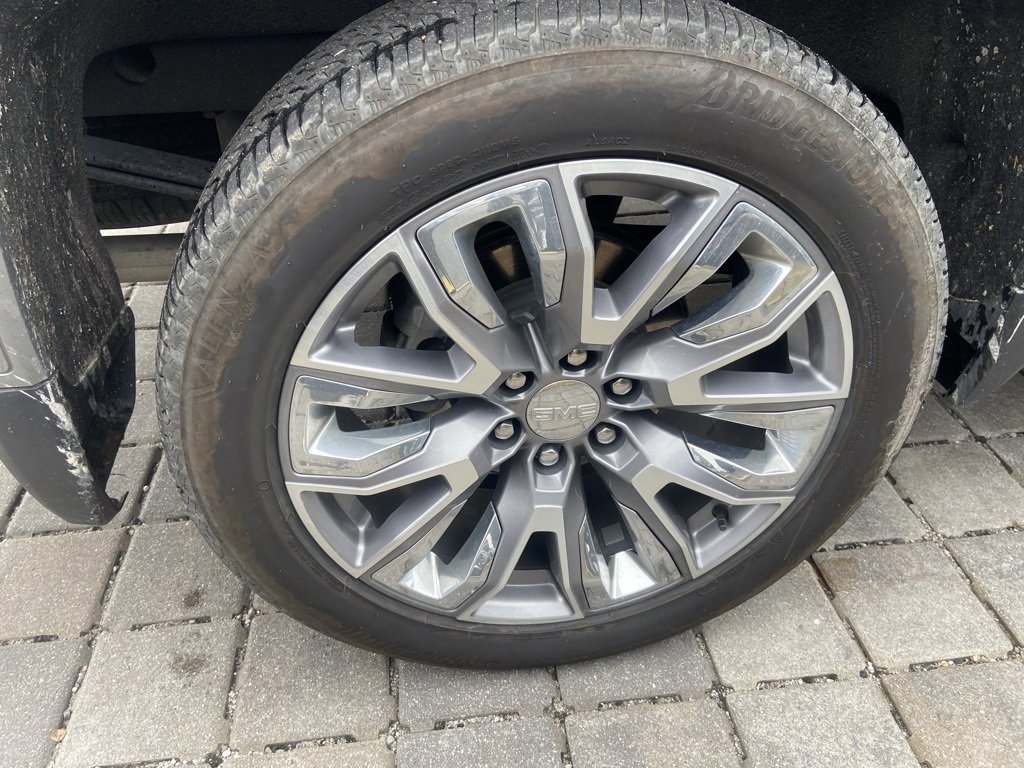 Used 2024 GMC Sierra 1500 Denali image 7