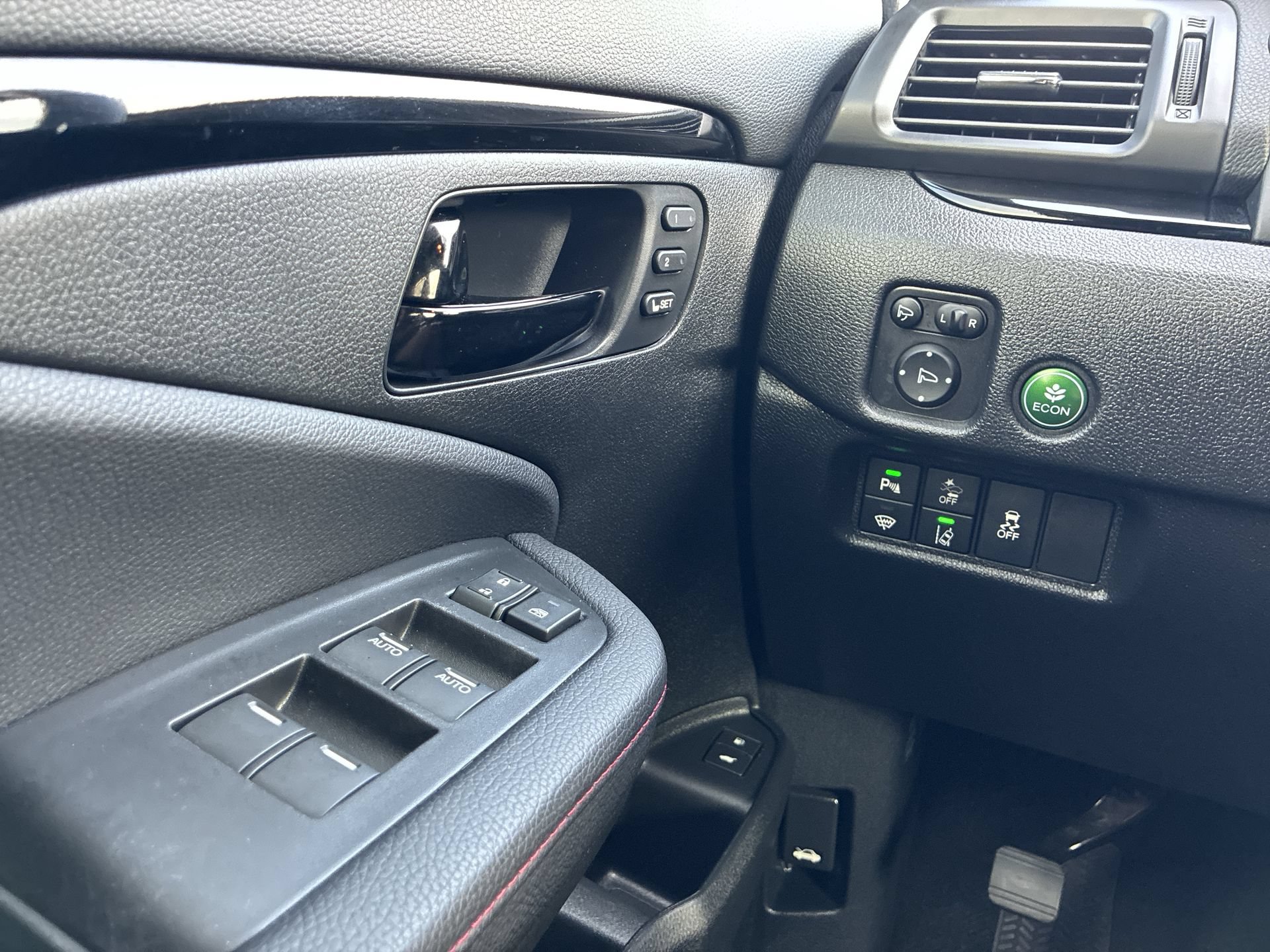 Certified 2024 Honda Passport Black Edition image 41