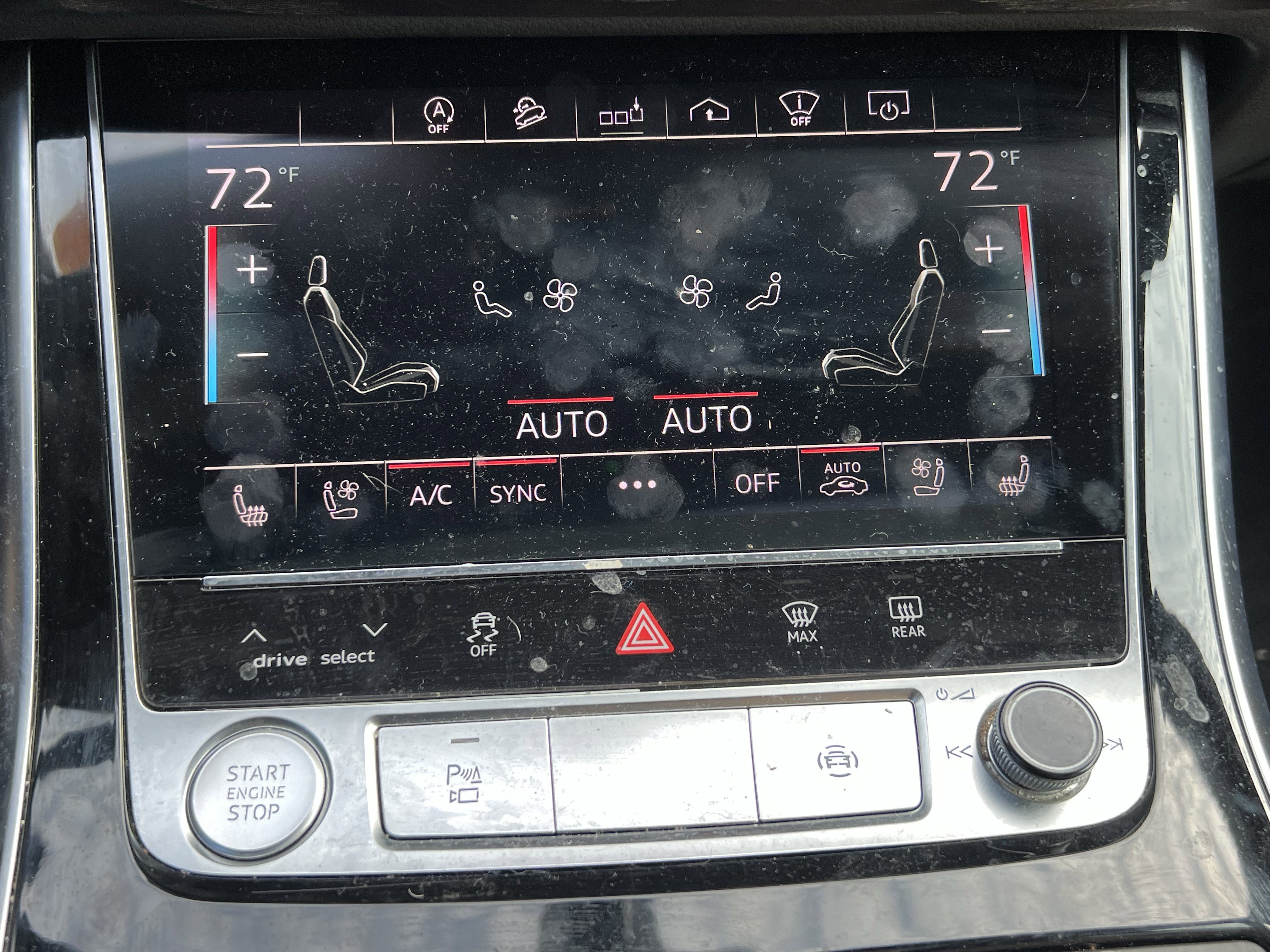 Used 2020 Audi Q8 Prestige w/ Prestige Package image 30