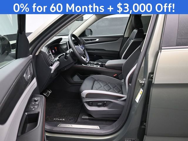 New 2026 Volkswagen Atlas Peak Edition image 7