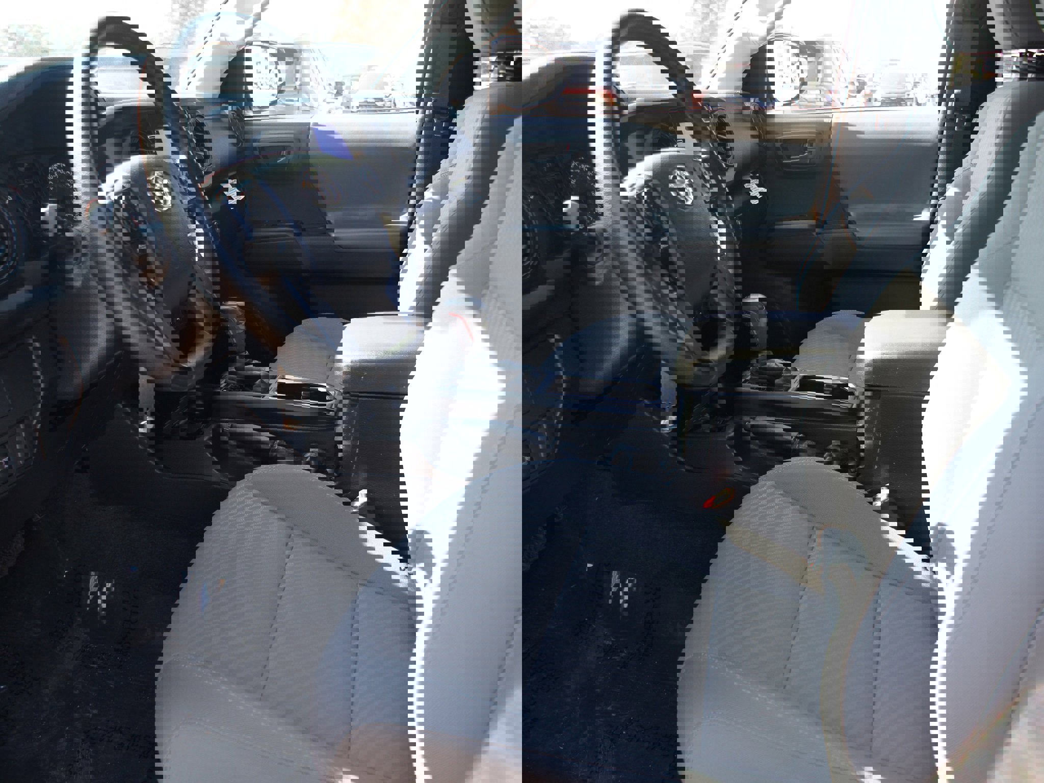 Used 2023 Toyota Tacoma SR w/ SR Convenience Package image 11