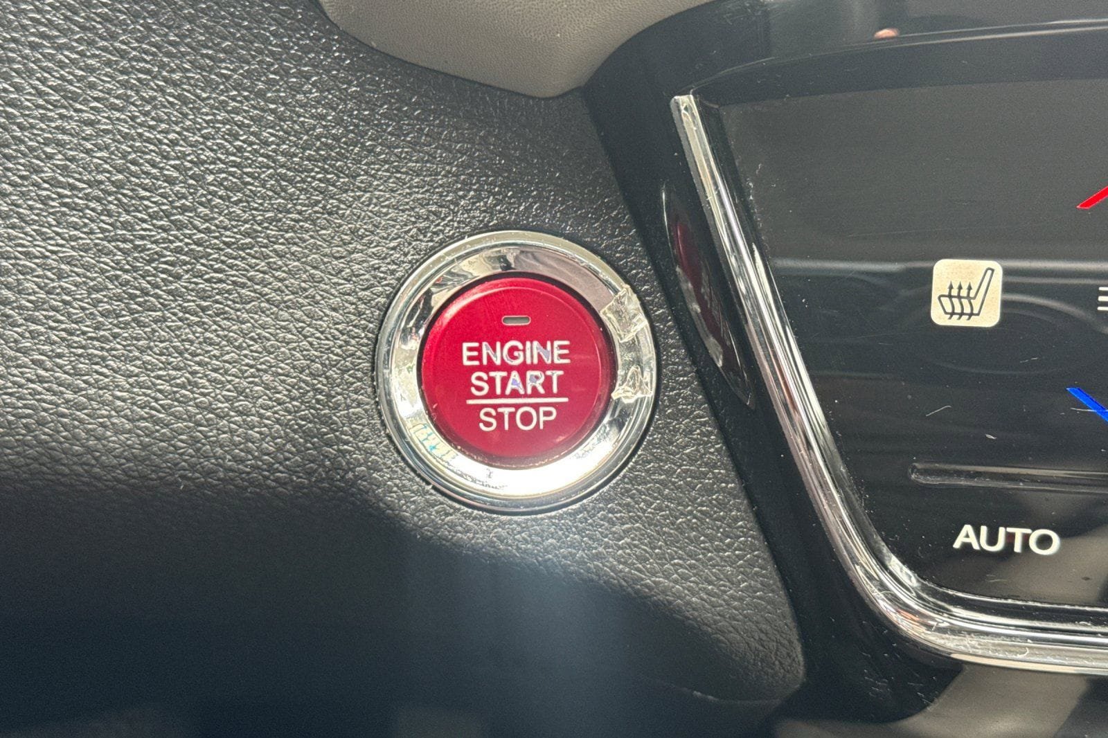 Used 2018 Honda HR-V EX image 25