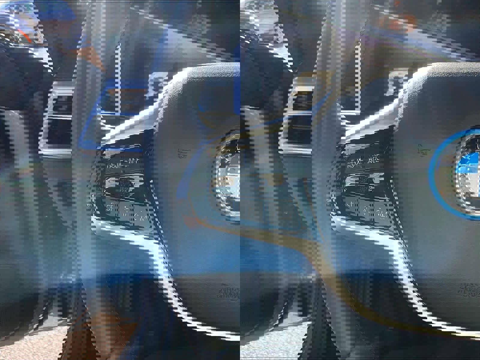 Certified 2025 BMW i4 eDrive40 w/ Premium Package image 21