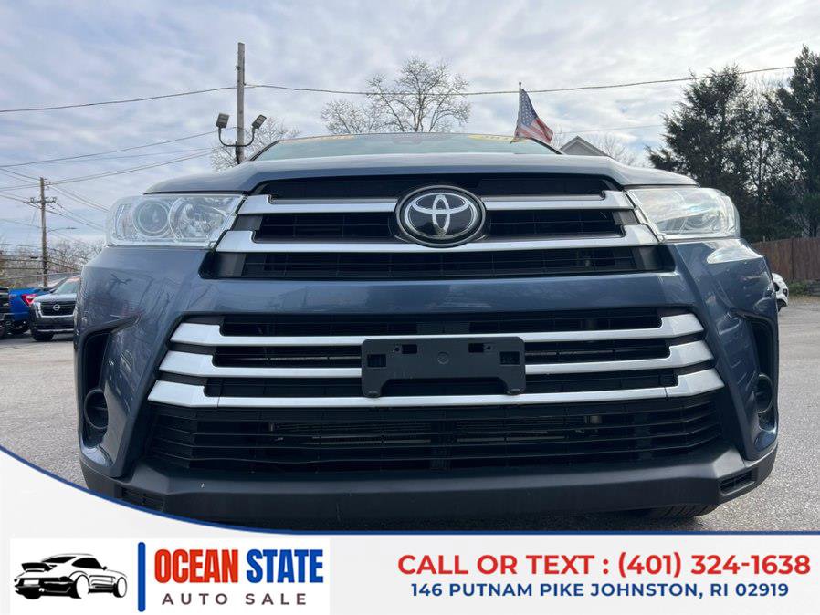 Used 2019 Toyota Highlander LE image 4