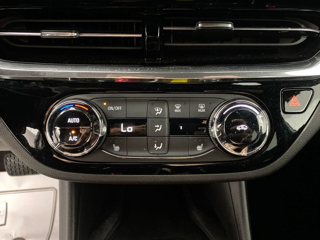 Used 2025 Buick Envista Sport Touring w/ Convenience I Package FWD image 18
