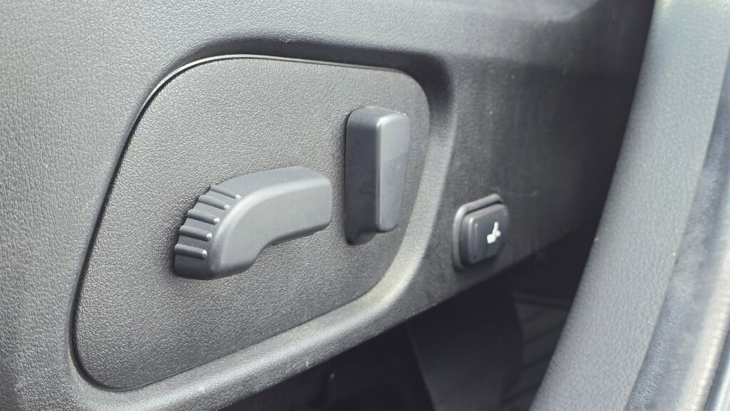 Used 2015 Subaru Forester 2.5i Premium w/ Popular Package #2 image 25