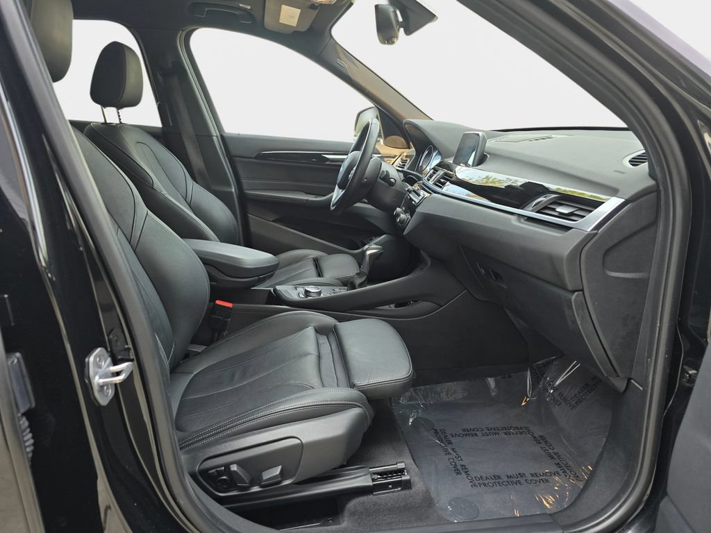 Used 2018 BMW X1 xDrive28i AWD/4WD image 12
