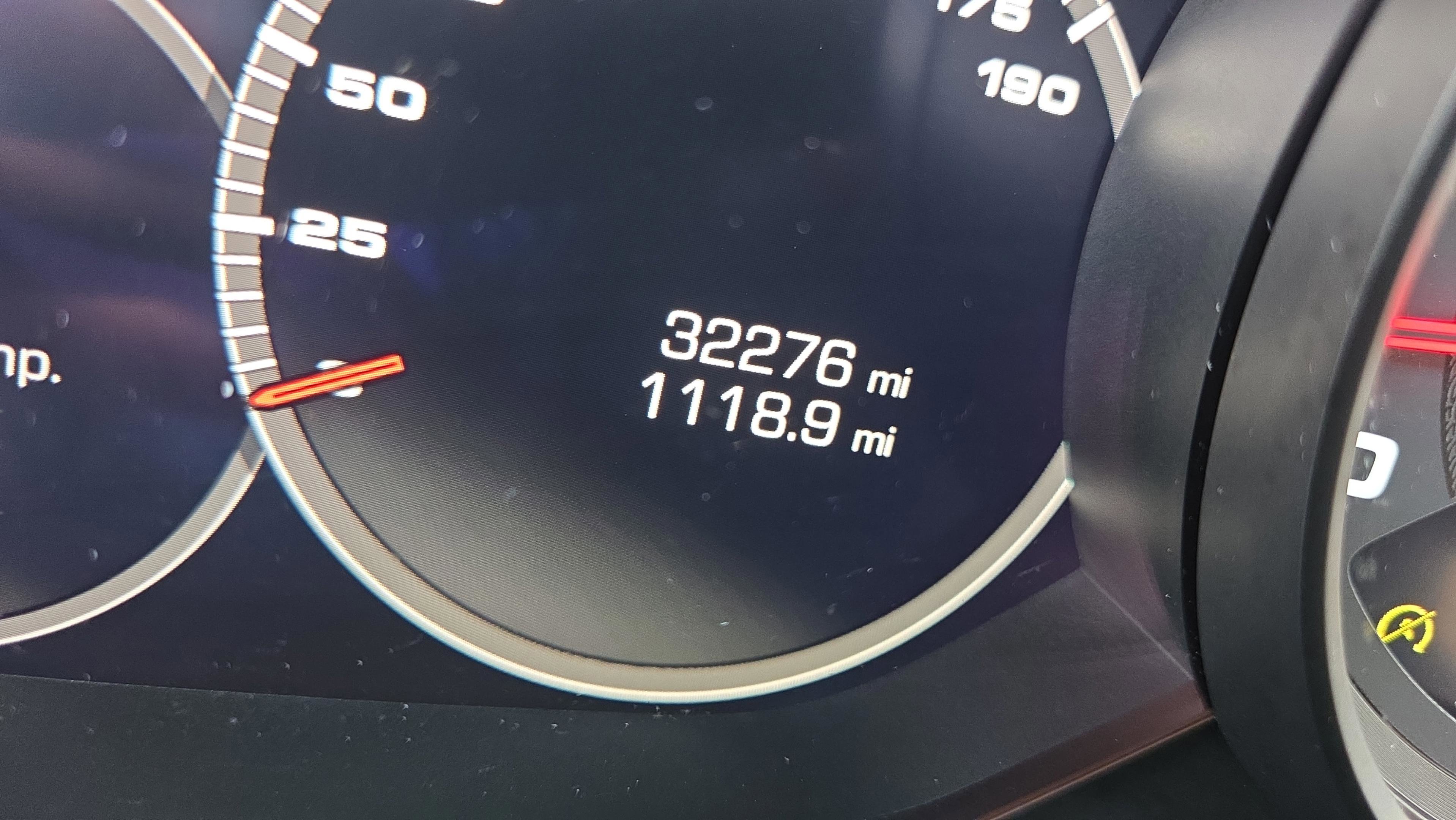 Used 2019 Porsche Panamera 4 AWD/4WD image 24