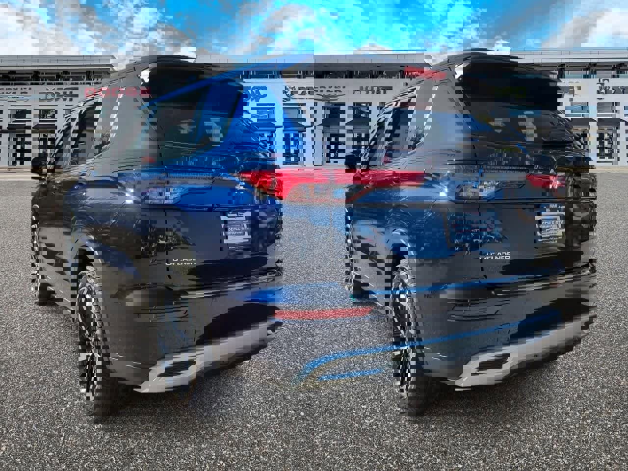 Used 2024 Mitsubishi Outlander SE image 6