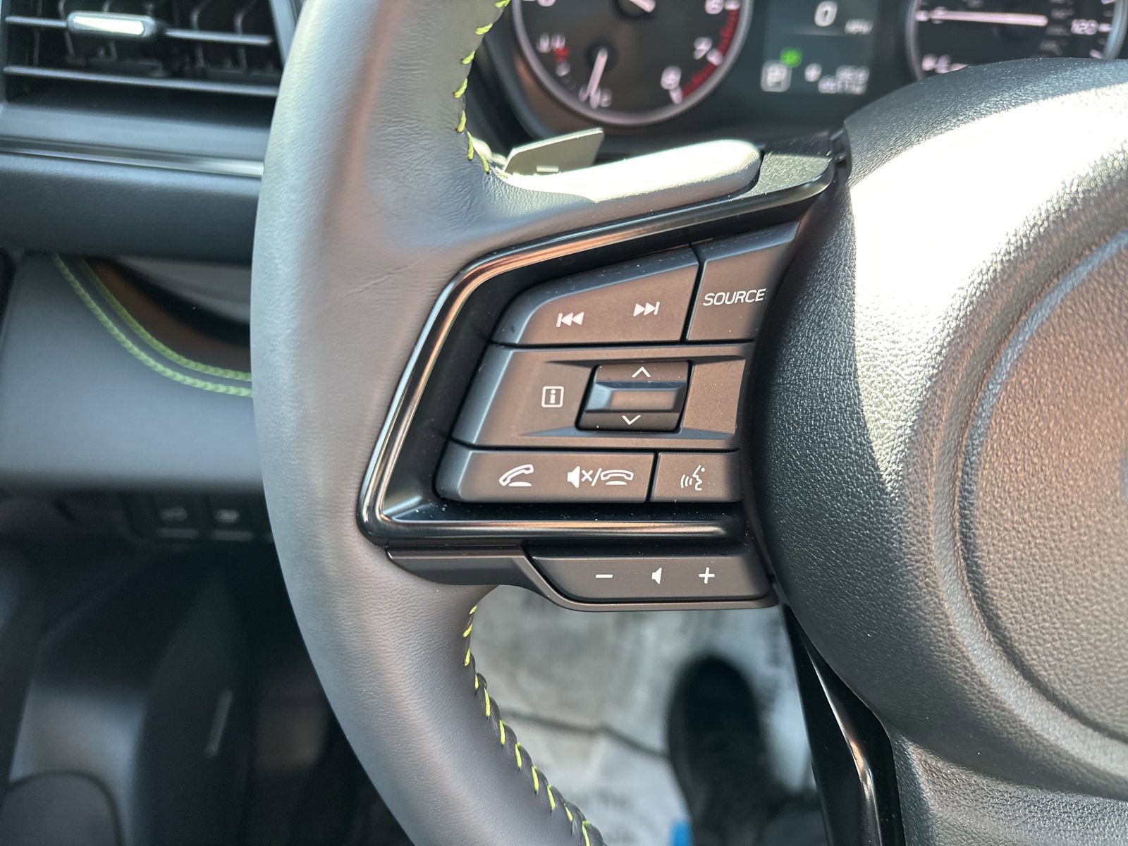 Used 2025 Subaru Ascent Bronze Edition image 48