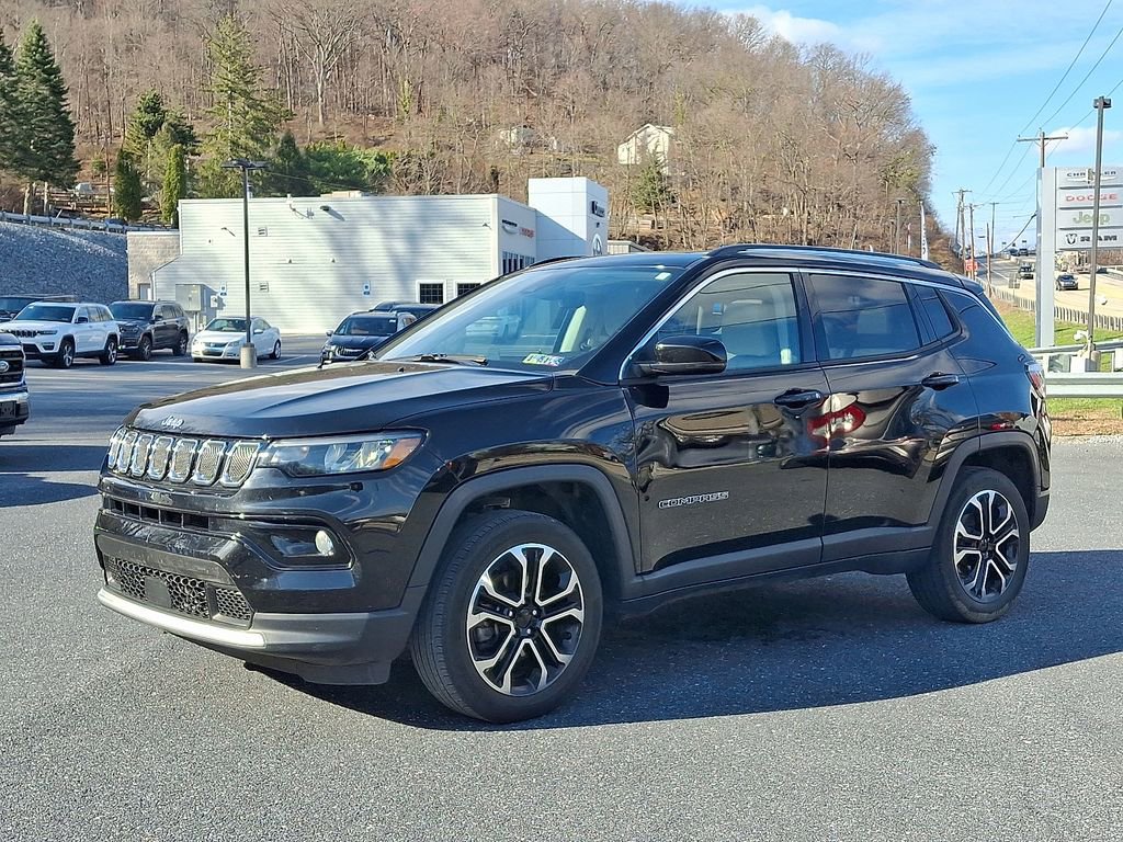 Used 2022 Jeep Compass Limited w/ Sun and Sound Group image 2