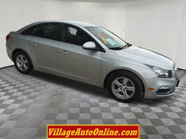 Used 2016 Chevrolet Cruze LT image 5