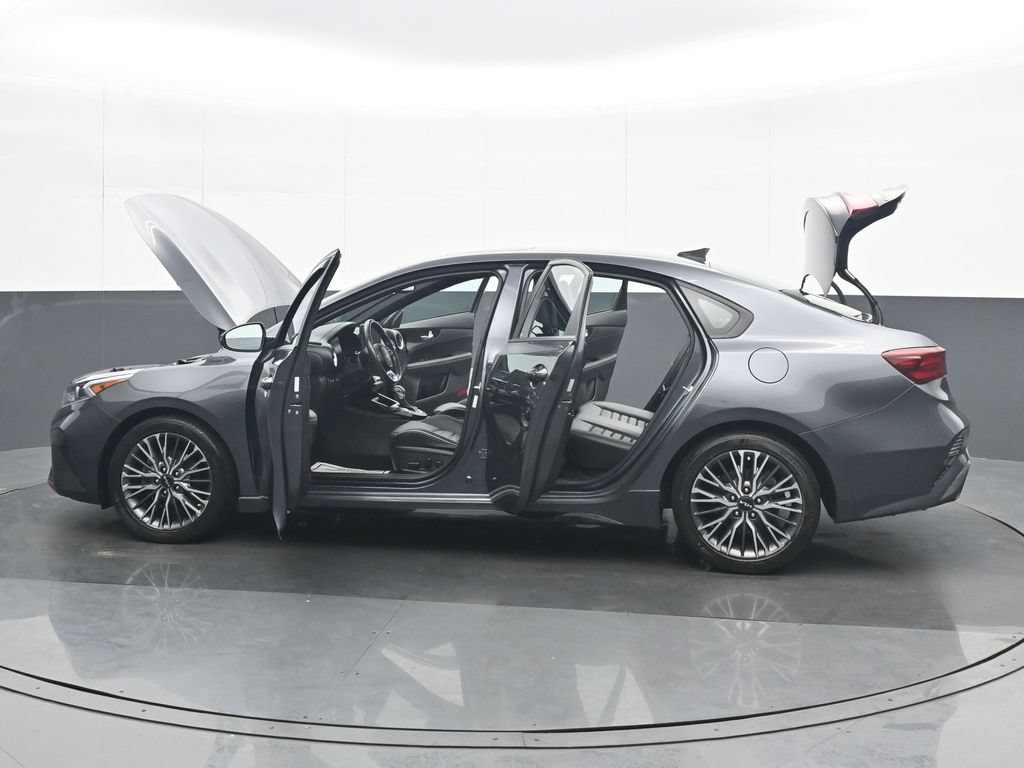 Used 2023 Kia Forte GT-Line w/ GT-Line Premium Package FWD image 38