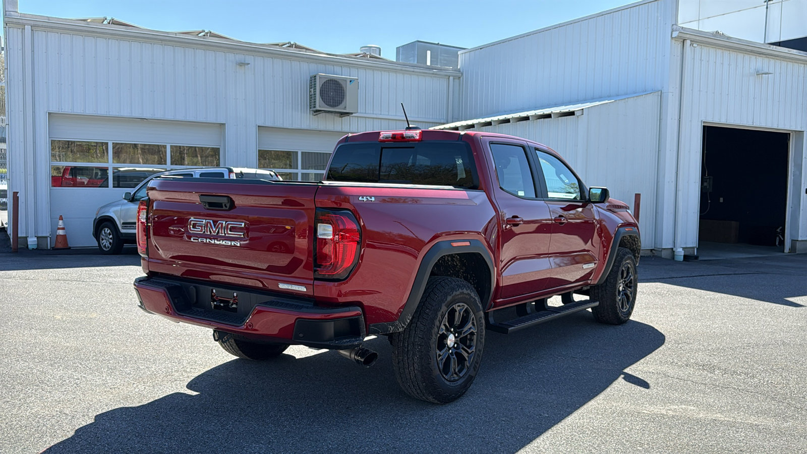 Certified 2023 GMC Canyon Elevation w/ Elevation Premium Package AWD/4WD image 6