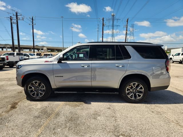 Used 2023 Chevrolet Tahoe Z71 w/ Luxury Package AWD/4WD image 4