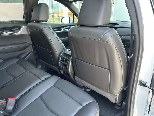 Certified 2025 Cadillac XT5 Premium Luxury w/ Technology Package AWD/4WD image 26