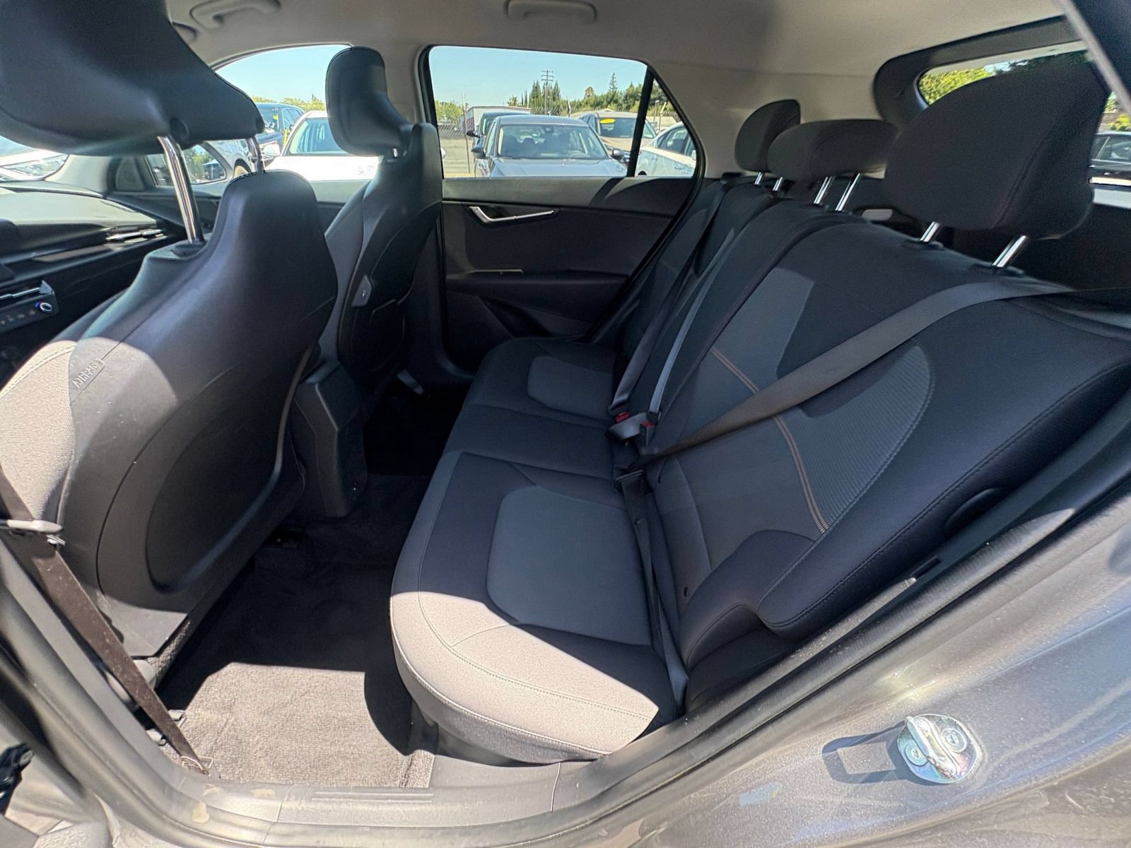 Used 2026 Kia Niro LX FWD image 23
