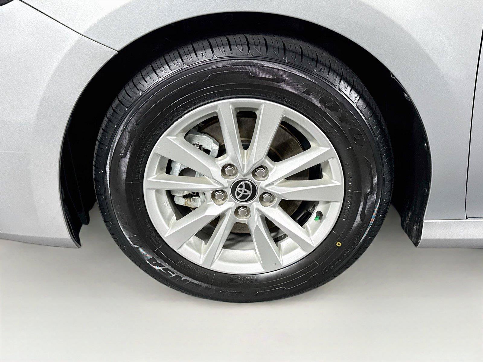 Used 2025 Toyota Camry LE FWD image 45