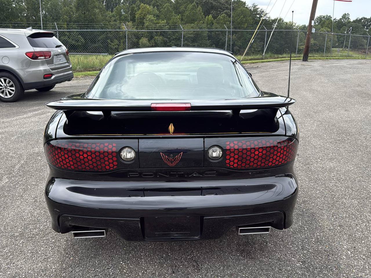 Used 2000 Pontiac Firebird Formula w/ Security Pkg RWD image 21