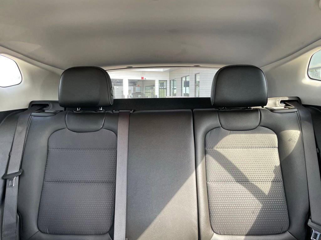 Used 2025 Chevrolet Trax LT FWD image 20