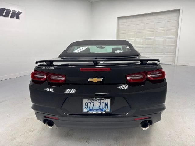 Used 2019 Chevrolet Camaro LT RWD image 6