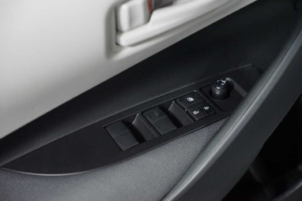 New 2027 Toyota Corolla LE FWD image 30