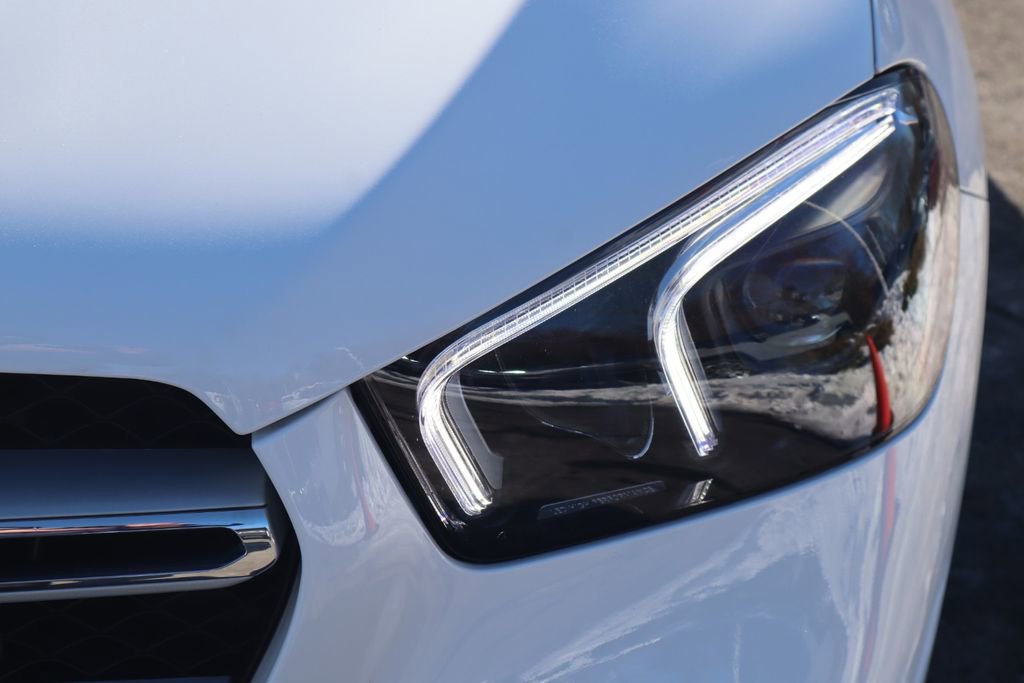 Used 2021 Mercedes-Benz GLE 450 4MATIC w/ Premium Package image 11