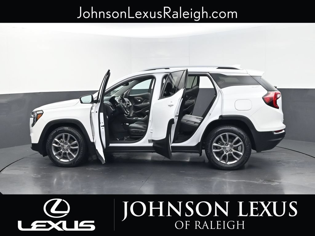 Used 2022 GMC Terrain SLT w/ Infotainment Package II FWD image 36