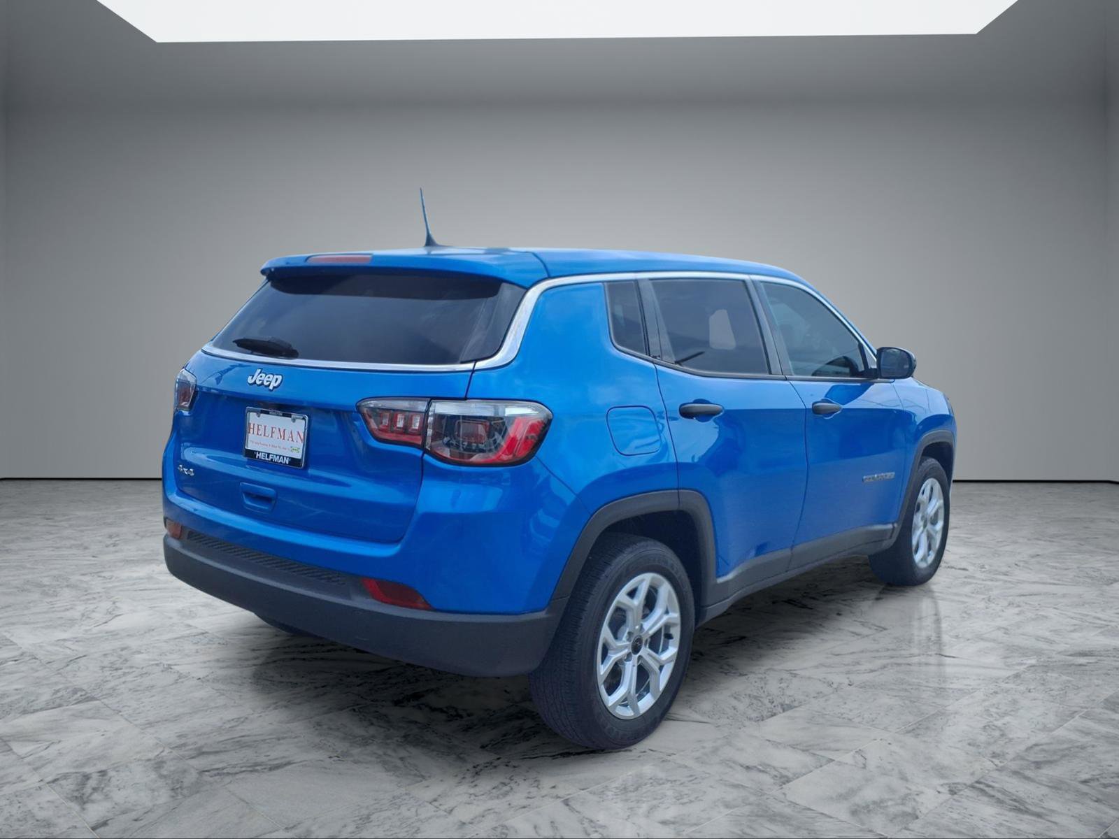 Used 2025 Jeep Compass Sport image 7