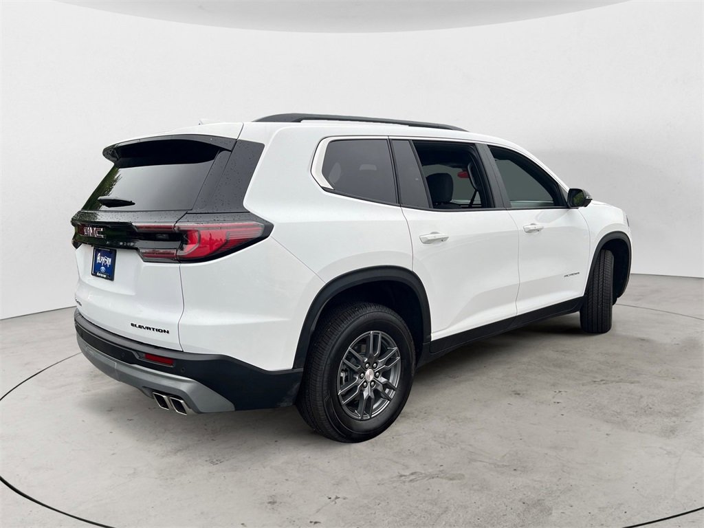 Used 2025 GMC Acadia Elevation image 3